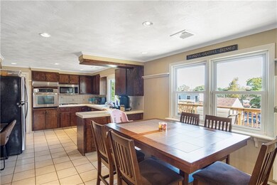 22 Colwell Dr, Johnston, RI 02919 - photo 2