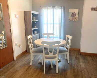 EATING AREA.