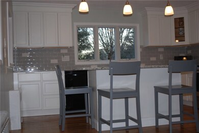 563 Allen Ave, Wakefield, RI 02879 - photo 4