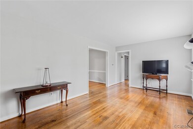 9004 Mapleton Rd, Henrico, VA 23229 - photo 3