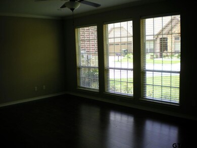 5122 5122 Chadbourne, Tyler, TX 75703 - photo 5