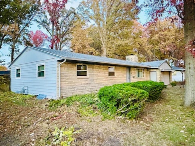 4227 Vance Ave, Fort Wayne, IN 46815 - photo 2