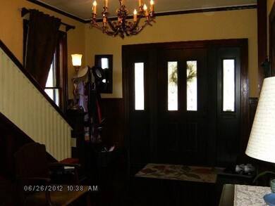 121 Shelby St, Frankfort, KY 40601 - photo 4