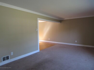 170 Smith Cir, Point Pleasant Boro, NJ 08742 - photo 3