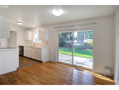 12720 SW Glenhaven St, Portland, OR 97225 - photo 5