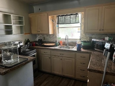 1507 Carlos Ave, Clearwater, FL 33755 - photo 4