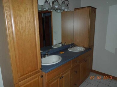 Master Bath/Spa.
