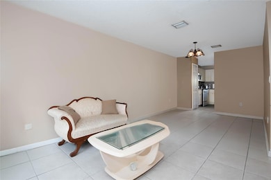 14015 N Forest Oak Cir, Davie, FL 33325 - photo 5