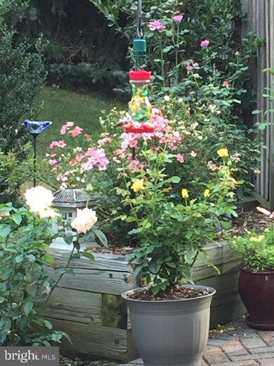 8391 Sweet Cherry Ln, Laurel, MD 20723 - photo 2