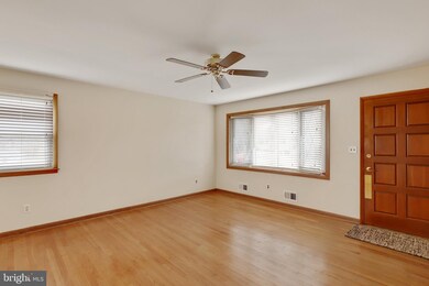 614 Luther St, Brooklyn, MD 21225 - photo 6