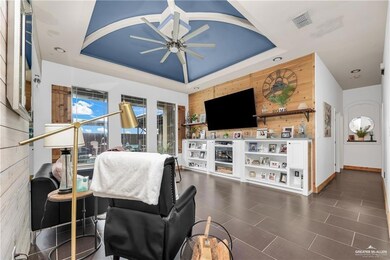 904 W Helmer St, Pharr, TX 78577 - photo 5