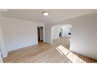 2290 Agate St, Eugene, OR 97403 - photo 7