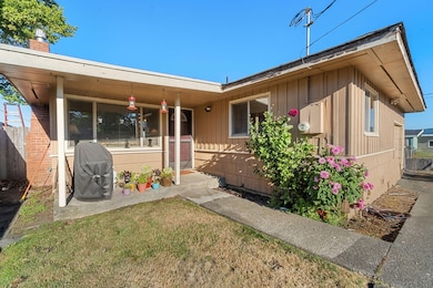 1606 Ronald Ave, Fortuna, CA 95540 - photo 4