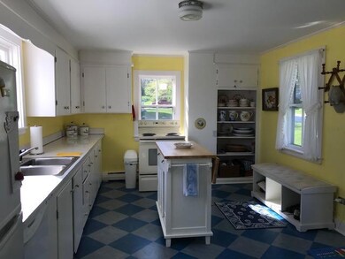 Tarratine kitchen 2
