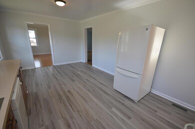 404 Grand Avenue Extension, Johnson City, TN 37601 - photo 6