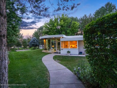 651 Round Hill Dr - MLS - 4