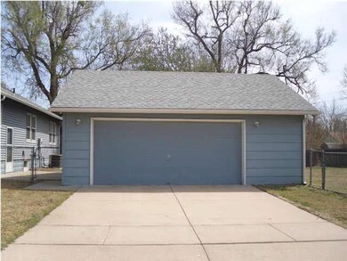Oversized 2 Car Detached Garage