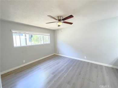 13717 Chadron Ave unit 26, Hawthorne, CA 90250 - photo 7