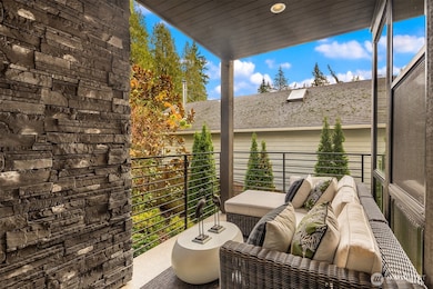 7829 NE 121st Ln unit A, Kirkland, WA 98034 - photo 2