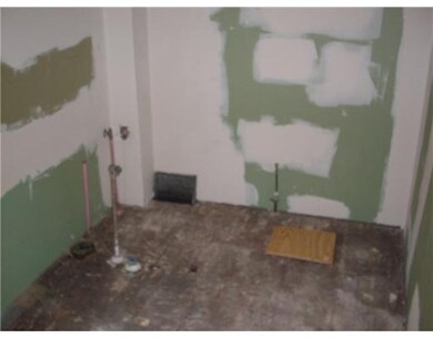 419 Sweetbriar St, Pittsburgh, PA 15211 - photo 7