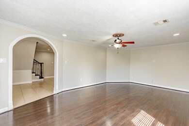 10262 Scotsbrook Dr, Houston, TX 77038 - photo 7