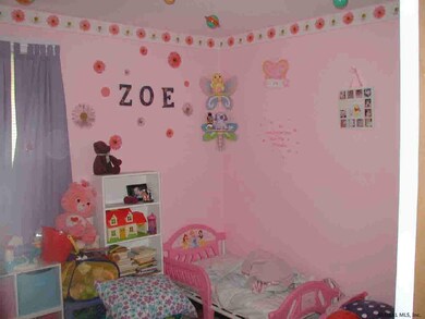 18 Douglas Ave, Glens Falls, NY 12801 - photo 6