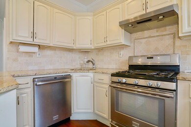 206 Dodd St unit 2, Weehawken, NJ 07086 - photo 6