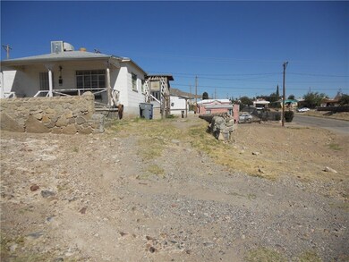 2627 Sacramento Ave, El Paso, TX 79930 - photo 5