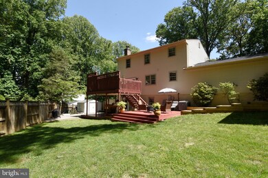 12204 Folkstone Dr, Herndon, VA 20171 - photo 7