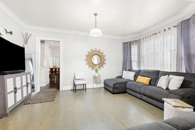 3058 N Richards St unit 3060, Milwaukee, WI 53212 - photo 4