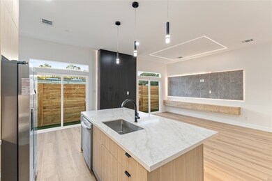 00 Noah St, Houston, TX 77021 - photo 5