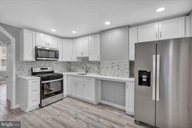 407 Powell St, Gloucester City, NJ 08030 - photo 6