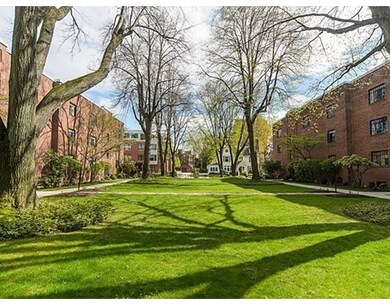 104 Sewall Ave unit 1, Brookline, MA 02446 - photo 2