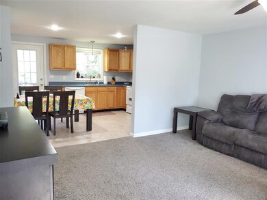 9 Brookfield Ln, Center Barnstead, NH 03225 - photo 3