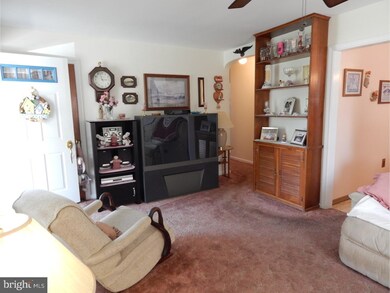 2504 Springview Rd, Norristown, PA 19401 - photo 4