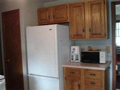 13B Woodland Ave, Milford, MA 01757 - photo 4