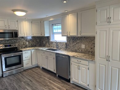 11 Caldwell Rd, Nashua, NH 03060 - photo 2