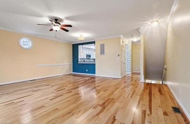 367 Mainsail Dr unit 23, Hampton, VA 23664 - photo 5