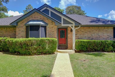 301 Greenbriar Dr, Magnolia, TX 77355 - photo 2