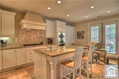 Kitchen to Nook