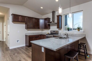 8031GrayhawkCir(7of16)