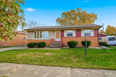 22 Charing Cross Rd, Chicago Heights, IL 60411 - photo 2