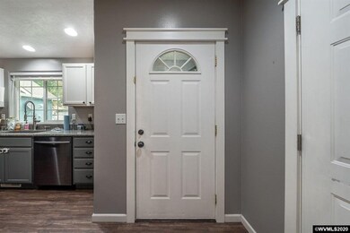 1529 Briar Rd, Independence, OR 97351 - photo 3