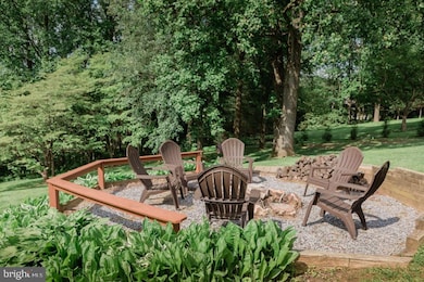 2817 Orchard Lakes Dr, Baldwin, MD 21013 - photo 6