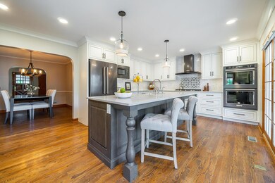 AMAZING Custom kitchen