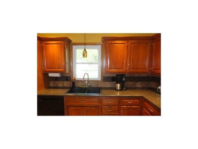 Tiled Backsplash & Updated Cabinets