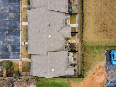 8134 Oldfield Rd SW unit 2A, Huntsville, AL 35802 - photo 4