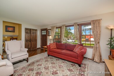 422 Manchester Ave, Batavia, IL 60510 - photo 2