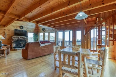 2131 Windy Ln, Sevierville, TN 37876 - photo 4