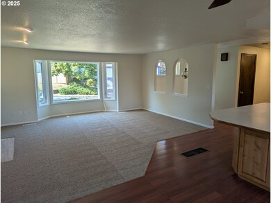 18375 SW Almonte Ct, Beaverton, OR 97007 - photo 5